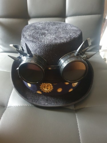Customised black steampunk - black,